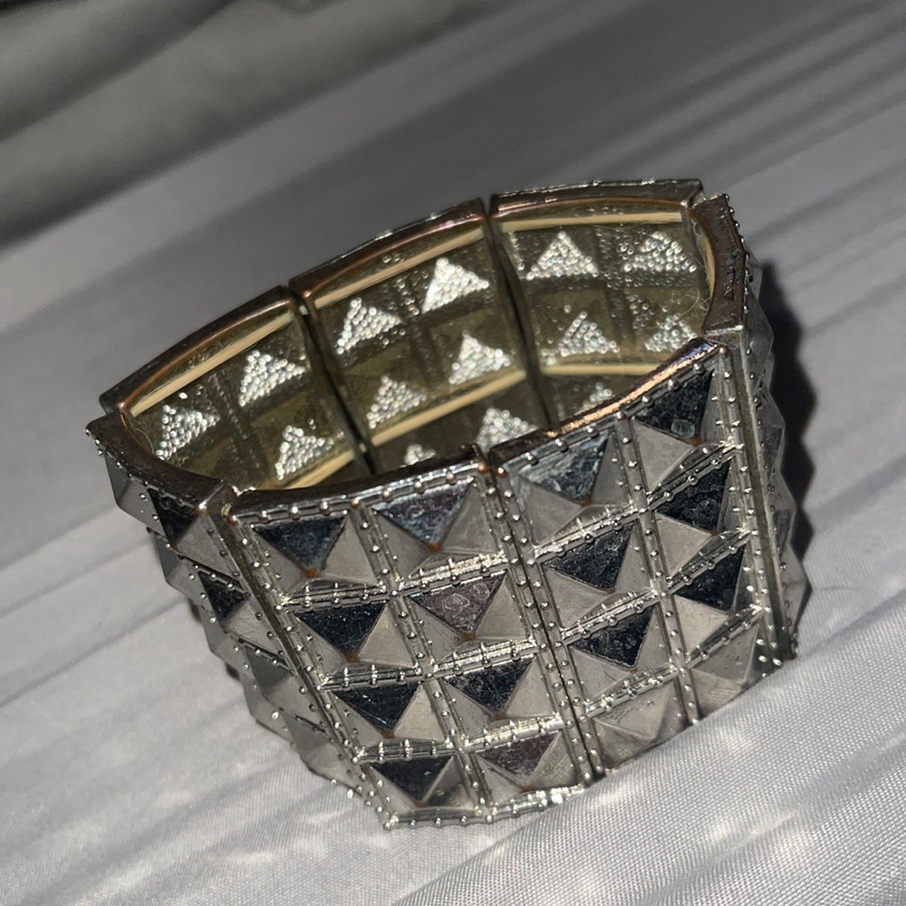 Silver bracelet with squares adjustable stretches so cute vintage look